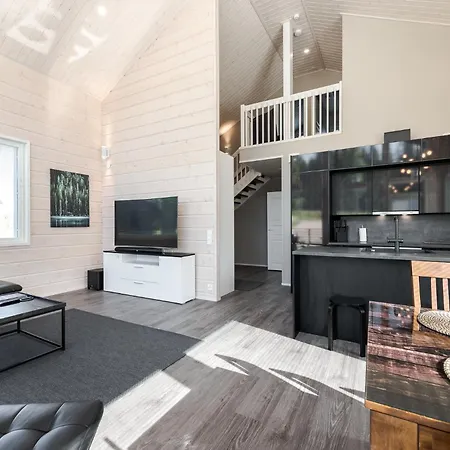 فيلة Himoksen Jaarli *